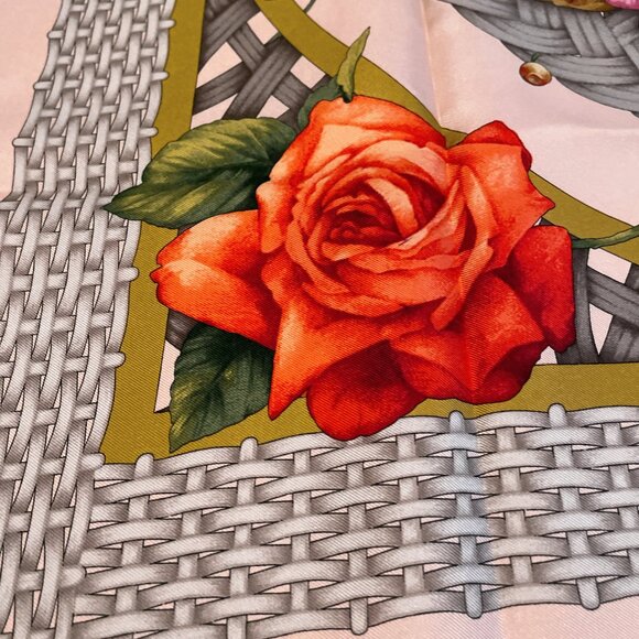 Vintage Gucci Floral Silk Scarf - Picture 9 of 14